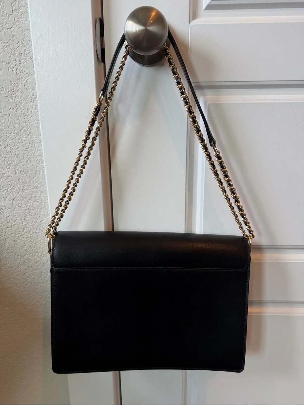 Tory Burch Black Leather Shoulder Bag with Gold Chain Strap